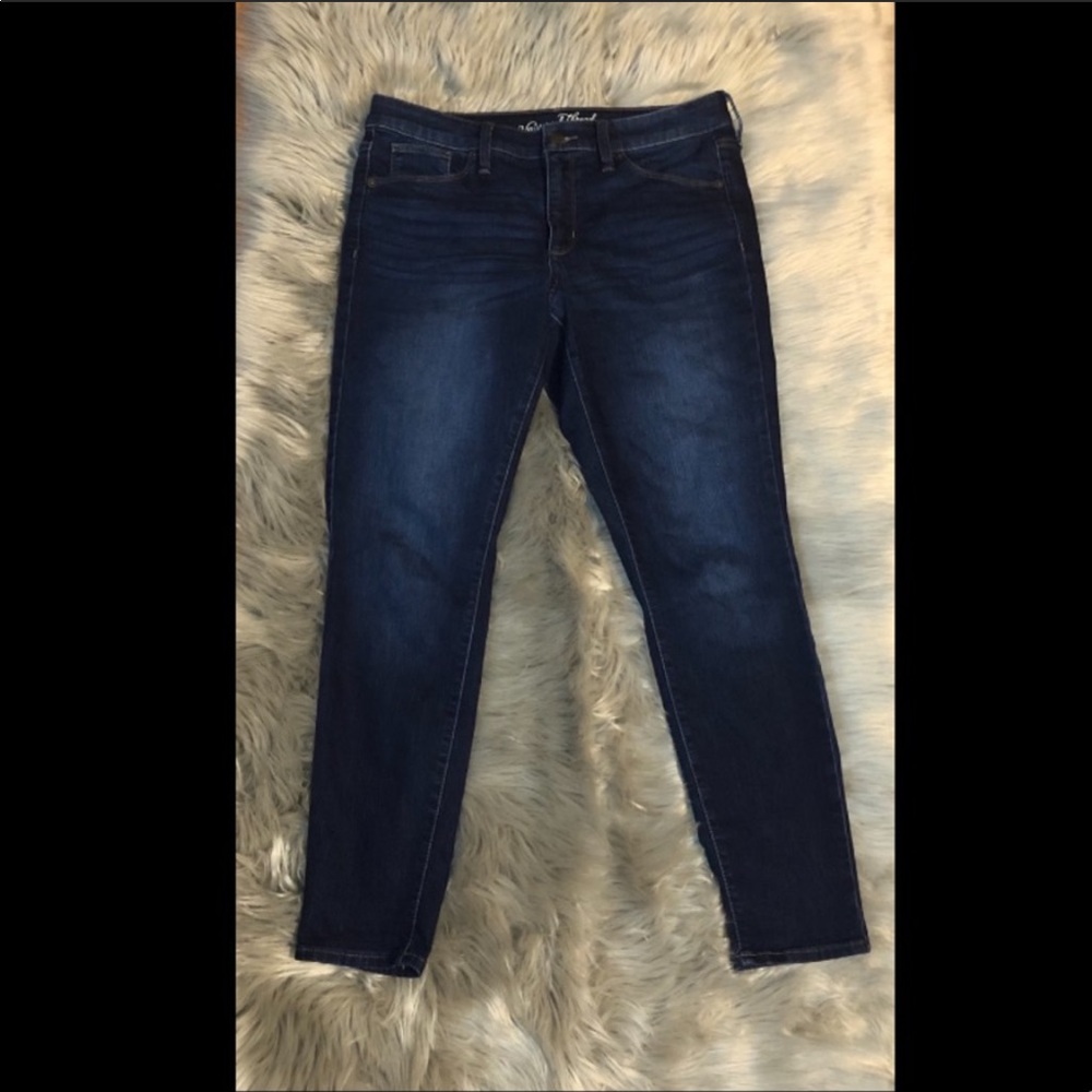 EUC mid rise skinny